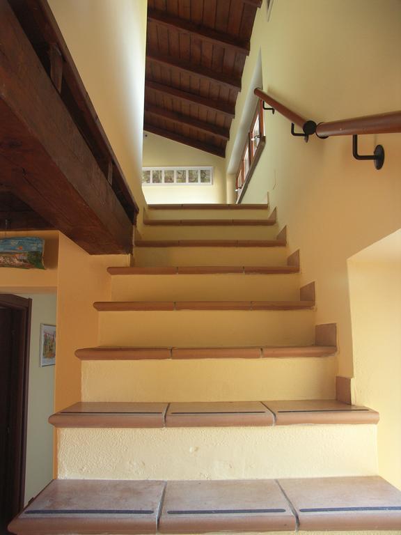 La Casa Del Borgo Bed & Breakfast Brissago-Valtravaglia ภายนอก รูปภาพ